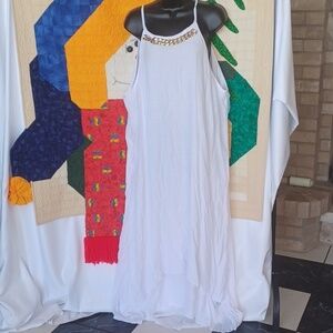 Mlle Gabrielle White Linen Low/High Maxi Dress with Gold chain Detailing 3X NWT